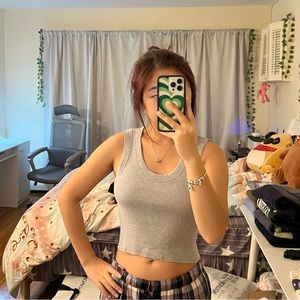 Brandy Melville gray conner tank top